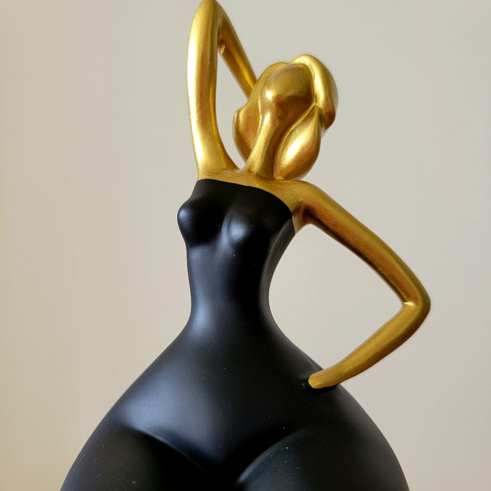 Curvy Woman Figurine Sculpture 30 cm