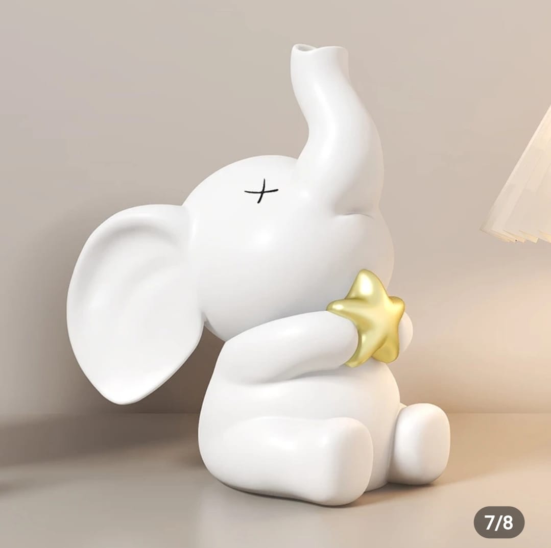 Decorative Elephant w Star 18 cm
