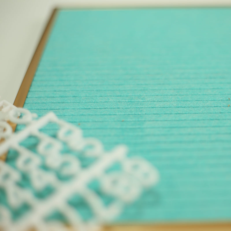 Felt Letter Board 30x21 cm (120 letters & numbers included)